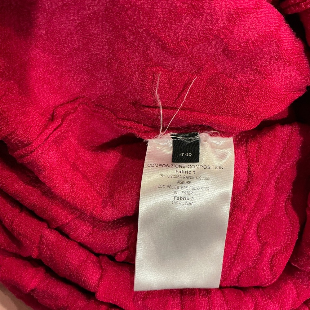Alexander McQueen Fuchsia Knit Midi Dress - Picture 11 of 12